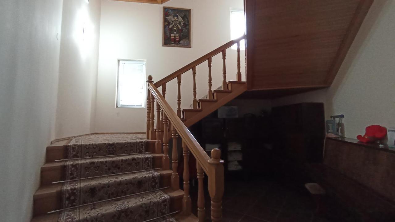 Guest House Karla Kobuleti Bagian luar foto